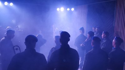 "Вогнем і мечем": луцький гурт "Флайза" та оркестр Нацгвардії разом записали пісню "Вогнем і мечем": луцький гурт "Флайза" та оркестр Нацгвардії разом записали пісню