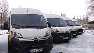Миколаївська дирекція "Укрпошти" отримала десять нових автомобілів Миколаївська дирекція "Укрпошти" отримала десять нових автомобілів