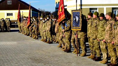 Воїни "десятки" повернулися в Коломию із зони проведення ООС Воїни "десятки" повернулися в Коломию із зони проведення ООС
