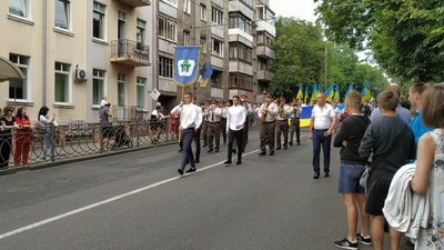 Хода випускників у Рівному: як це проходить Хода випускників у Рівному: як це проходить