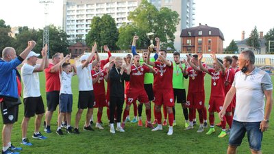 У фіналі кубку області з футболу "Епіцентр" переміг "Перлину Поділля"