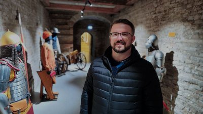 "Зелений, витриманий, надійний, як старезний, але міцний дуб", — історик та екскурсовод Андрій Павляшик про Луцьк
