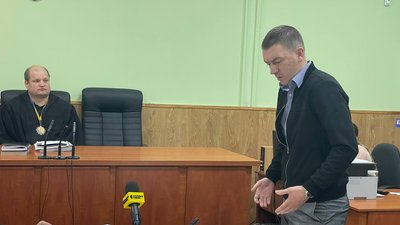 Суд у Сумах залишив під вартою голову громади, якого обвинувачують у держзраді