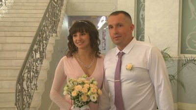 У Запоріжжі під рушником від "Запорізьких берегинь" одружилася перша пара У Запоріжжі під рушником від "Запорізьких берегинь" одружилася перша пара