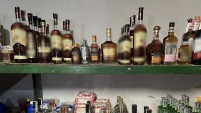 Вилучили майже 200 літрів алкоголю. На Дніпропетровщині поліція виявила порушення торгівлі алкогольними напоями