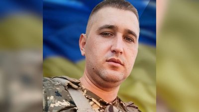 У Чернівецькій області прощаються з полеглим військовим Гавалешком