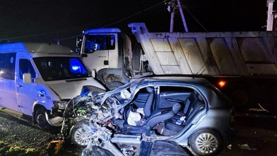 Внаслідок ДТП на Закарпатті госпіталізовані троє людей, зокрема дитина