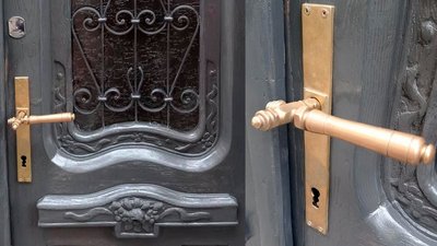 Львівські волонтери відреставрували двері стародавньої синагоги Львівські волонтери відреставрували двері стародавньої синагоги