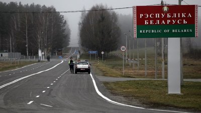 Через заборону виїзду кількість білорусів, які перетнули український кордон, зменшилась втричі