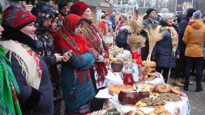 Різдвяно-новорічні свята: які традиції збереглися на Херсонщині Різдвяно-новорічні свята: які традиції збереглися на Херсонщині