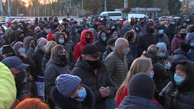 У Запоріжжі підприємці мітингували проти карантину вихідного дня