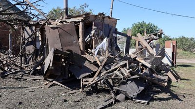 Наслідки авіаудару 18 серпня в Руській Лозовій Наслідки авіаудару 18 серпня в Руській Лозовій