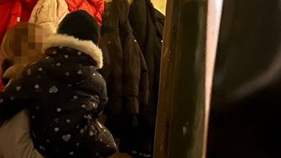 У Луцьку матір підозрюють у примушуванні трирічної доньки до створення дитячої порнографії