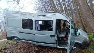 П'ятеро пасажирів травмувалися: наслідки аварії на Волині П'ятеро пасажирів травмувалися: наслідки аварії на Волині