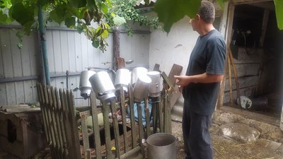 "Ремонтувати будуть люди та сільська рада" — яку допомогу обіцяють мешканцям обстріляного села Біловоди на Сумщині "Ремонтувати будуть люди та сільська рада" — яку допомогу обіцяють мешканцям обстріляного села Біловоди на Сумщині