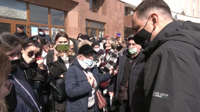 П'ять тижнів без роботи. У Франківську знову протестують підприємці П'ять тижнів без роботи. У Франківську знову протестують підприємці