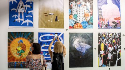 Успіхи й недоліки "Книжкового Арсеналу": без тисняви і з музикою, але у пилюці Успіхи й недоліки "Книжкового Арсеналу": без тисняви і з музикою, але у пилюці