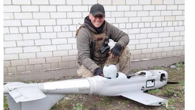 "Він був там, де був найщасливішим" — сестра десантника з Житомирщини Наталія "Він був там, де був найщасливішим" — сестра десантника з Житомирщини Наталія