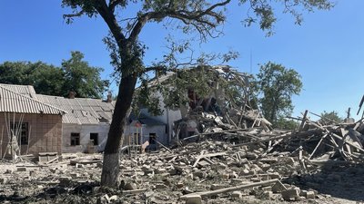 Російські обстріли в Миколаєві пошкодили понад 60 відсотків закладів освіти Російські обстріли в Миколаєві пошкодили понад 60 відсотків закладів освіти