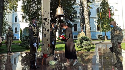 У Києві "Дзвін пам’яті" пролунав за уродженцем Сумщини Володимиром Дудкою