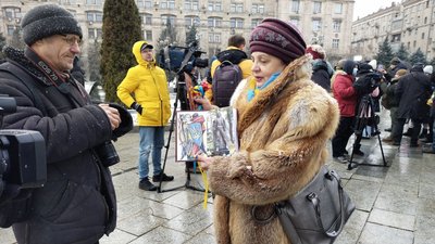У Києві вшанували пам’ять загиблих героїв Революції гідності У Києві вшанували пам’ять загиблих героїв Революції гідності