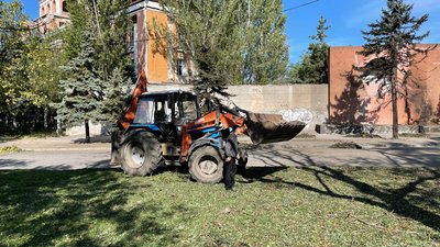 Вціліло п’ять відсотків остеклення. Російський ракетний удар пошкодив будівлю музею в Миколаєві Вціліло п’ять відсотків остеклення. Російський ракетний удар пошкодив будівлю музею в Миколаєві