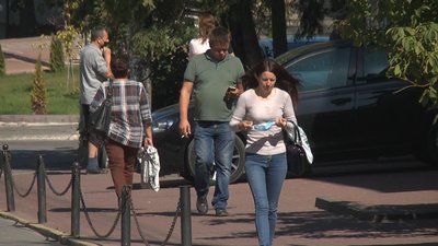 З словами міського голови, усі рекомендації щодо обмежень в червоній зоні в Славуті виконують. Фото: Суспільне З словами міського голови, усі рекомендації щодо обмежень в червоній зоні в Славуті виконують. Фото: Суспільне