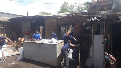 В Одесі під час пожежі в притулку для тварин врятували 40 котів та 350 собак