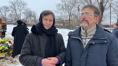 Володимир та Галина Кондришини, батьки військовослужбовця Ярослава Кондришина Володимир та Галина Кондришини, батьки військовослужбовця Ярослава Кондришина