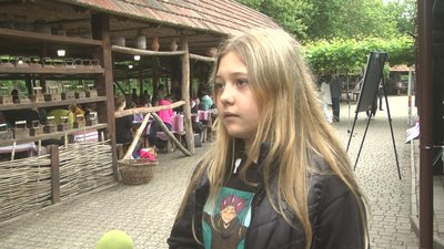 На острові Хортиця для дітей влаштували захід, на якому обговорювали проблему булінгу На острові Хортиця для дітей влаштували захід, на якому обговорювали проблему булінгу