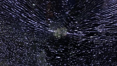 На Львівщині 20-річний чоловік стріляв у мікроавтобус На Львівщині 20-річний чоловік стріляв у мікроавтобус