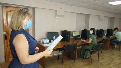 У Краматорську майбутні держслужбовці склали іспити на рівень володіння державною мовою