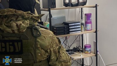 У Полтаві заблокували проксі-центр, через який проводили російські інформаційні операції У Полтаві заблокували проксі-центр, через який проводили російські інформаційні операції