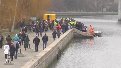 Миколаївці долучились до хрещенського пірнання у воду