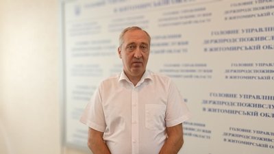 Кавуни і дині на ринках Житомира: звідки їх везуть та яка вартість Кавуни і дині на ринках Житомира: звідки їх везуть та яка вартість