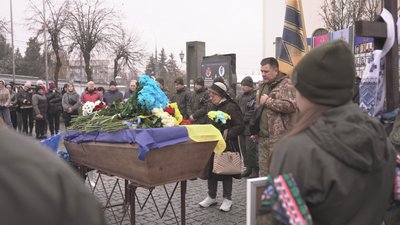 У Вінниці попрощалися з 18-річним студентом Дмитром Яременком