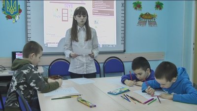 “Занурені у власний внутрішній світ”: на Вінниччині майже чотириста дітей з аутизмом