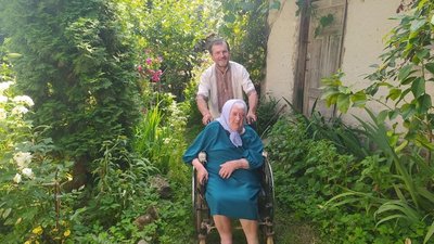 На Тернопільщині жителька хутора відсвяткувала своє 100-річчя На Тернопільщині жителька хутора відсвяткувала своє 100-річчя