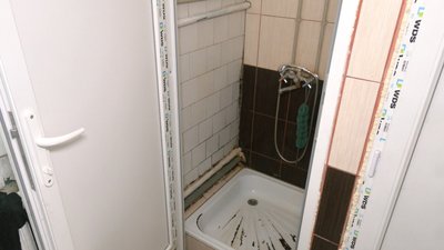 Без опалення та з пліснявою: що з приміщенням для тимчасового проживання переселенців в Олиці на Волині Без опалення та з пліснявою: що з приміщенням для тимчасового проживання переселенців в Олиці на Волині