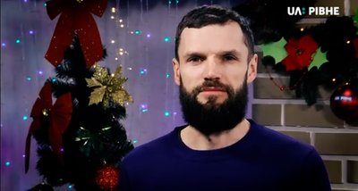 Пробіжка по даху патрульної машини у самому центрі Рівного: в пошуках челенджера (ВІДЕО) Пробіжка по даху патрульної машини у самому центрі Рівного: в пошуках челенджера (ВІДЕО)