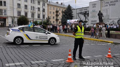 У поліції розповіли, скільки людей взяли участь у заходах на День Незалежності