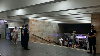 У Харкові перевіряють дотримання маскового режиму в транспорті У Харкові перевіряють дотримання маскового режиму в транспорті