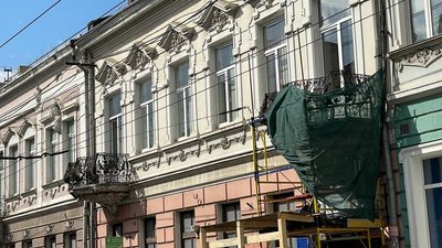 "Ми хочемо відновити їхню автентичність": Оксана Лехіцька про балкони тернопільської бібліотеки