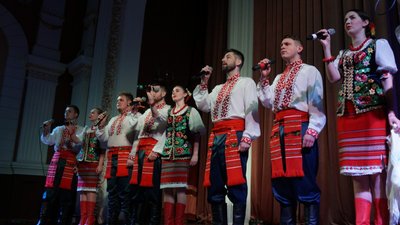 Артисти сумської філармонії підготували концерт "Непереможна Україна", який покажуть онлайн Артисти сумської філармонії підготували концерт "Непереможна Україна", який покажуть онлайн