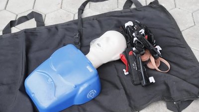 У Дніпрі для інспекторів з паркування провели майстер-клас з надання домедичної допомоги У Дніпрі для інспекторів з паркування провели майстер-клас з надання домедичної допомоги