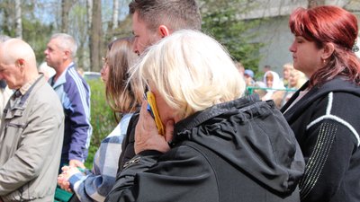 У селі Росільна на Франківщині відкрили пам'ятну дошку полеглому воїну "десятки" Павлу Василіву У селі Росільна на Франківщині відкрили пам'ятну дошку полеглому воїну "десятки" Павлу Василіву