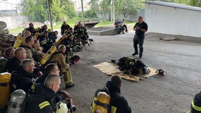 Рятувальників Харкова навчають тактичній медицині Рятувальників Харкова навчають тактичній медицині