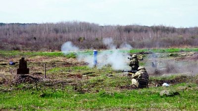 На Харківщині десантники збили російський бойовий гелікоптер — відео