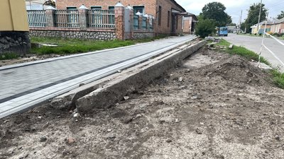 В Опішні відремонтують тротуари