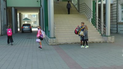 Більше 3,5 тисяч першокласників Франківська пішли у перший клас Більше 3,5 тисяч першокласників Франківська пішли у перший клас